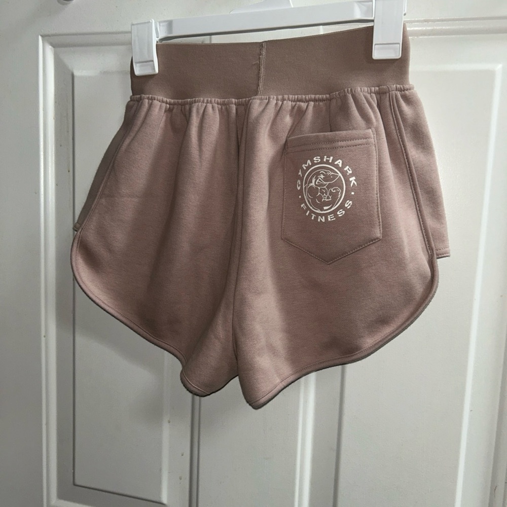 new GYMSHARK Original Legacy taupe fitness shorts Sz XS - Picture 7 of 11